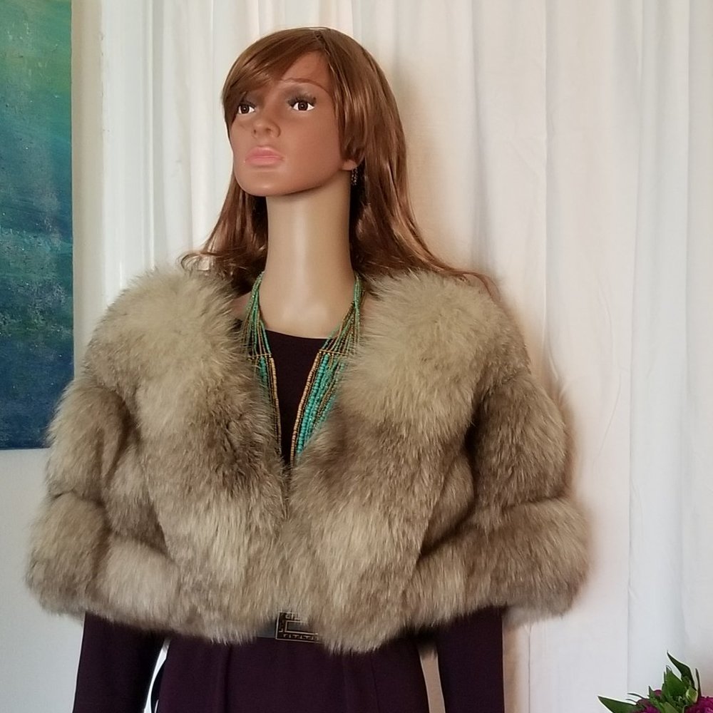 Natural Blue Fox Cape Vintage